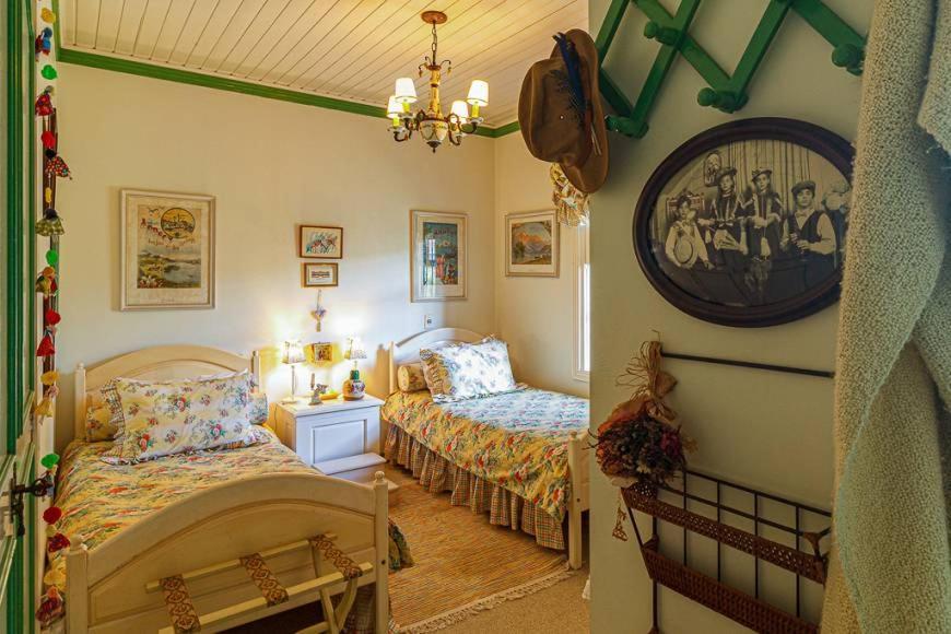 Charme Europeu A 150 Metros Da Baden Baden Casa de férias Campos do Jordão